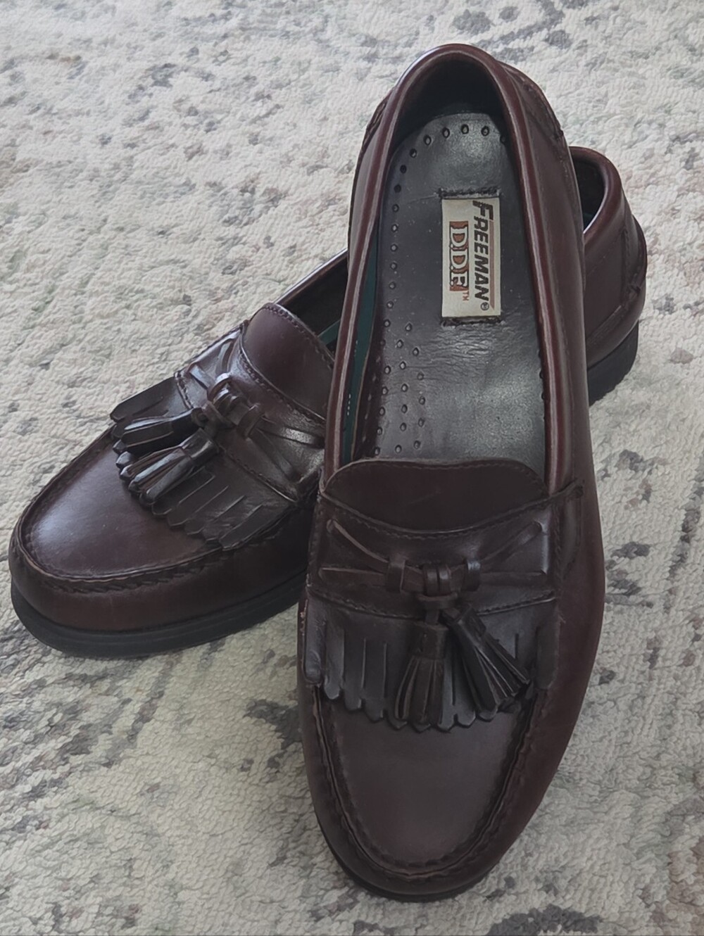 Freeman DDF Men’s Brown Leather Tasseled Loafers Casual/Dress Shoes Size 9.5 M
